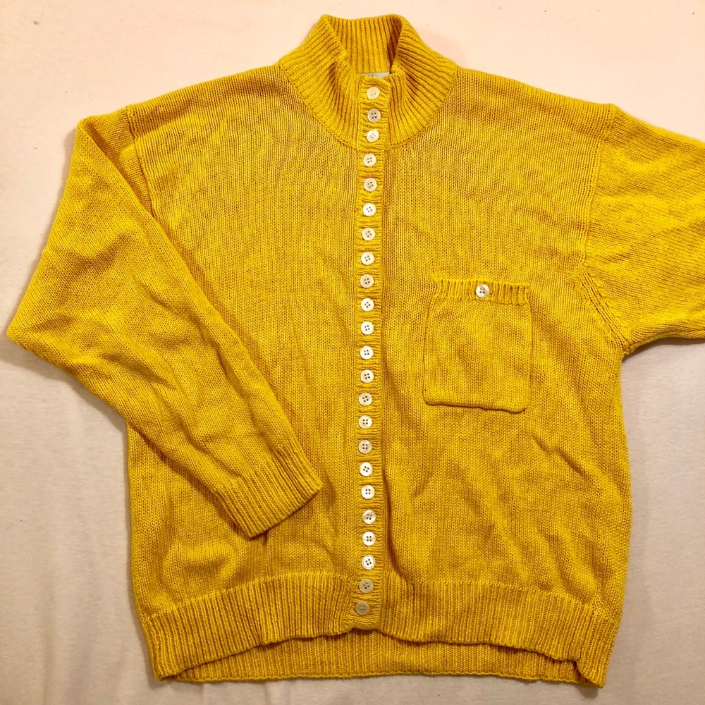 Vintage yellow sweater